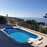 Séjour chez l'habitant Karlo *