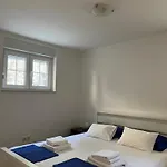 Karlo Séjour chez l'habitant *